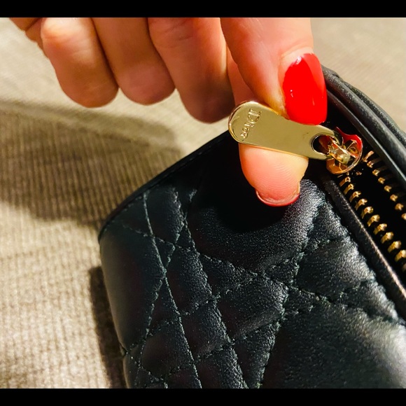 Authentic Classic Black Lambskin Leather Dior - Picture 9 of 11